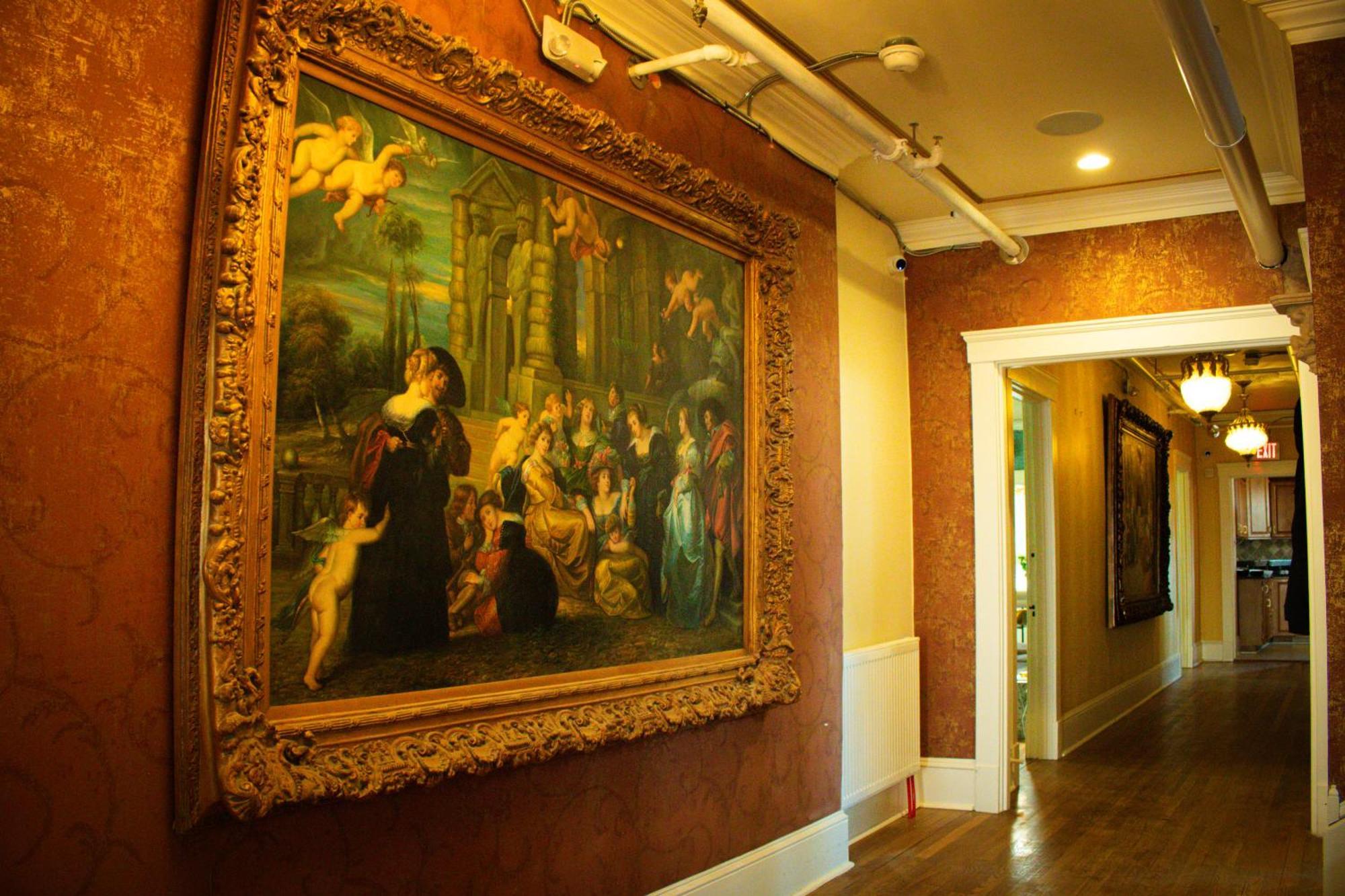 Chateau Eclectic Homage Hotel Connellsville